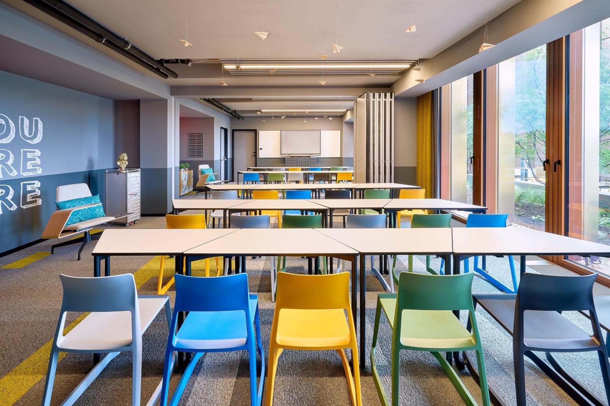 Moxy Luxembourg Airport
